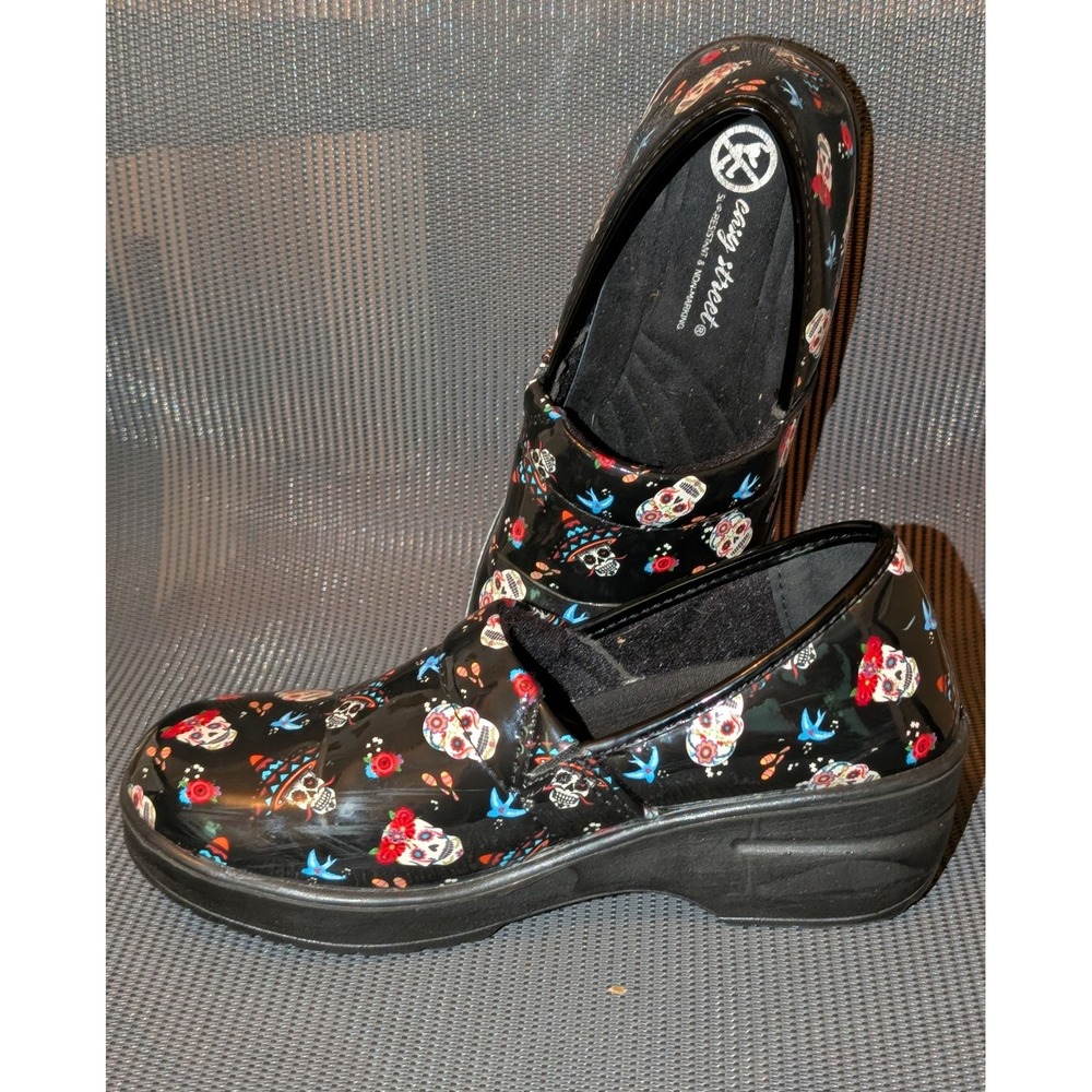 Easy Street Laurie Sugar Skull Nursing Clogs Slip Resistant Black Women's 6.5M